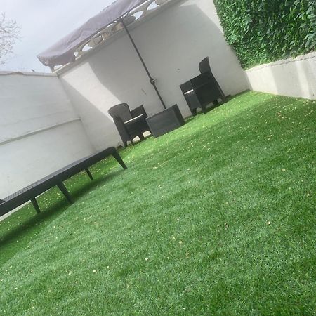 Appartamento Ippocampo Alba E Tramonto Al Giardino Esterno foto